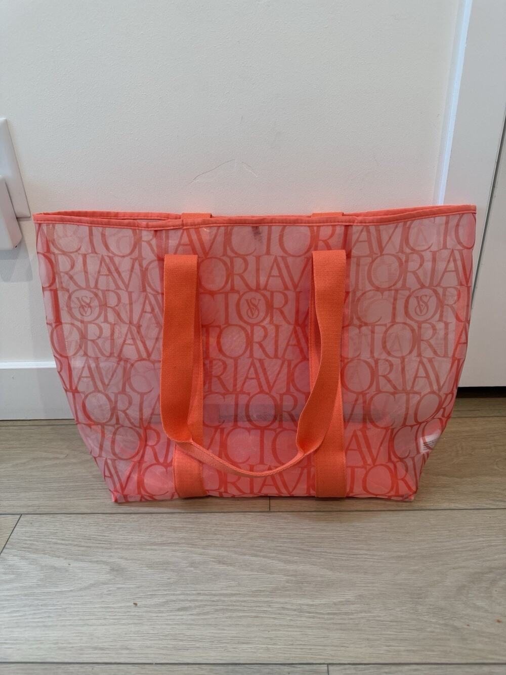 Victoria’s Secret 2026 Logo Mesh Beach Tote Coral Orange/Red Vacation Travel